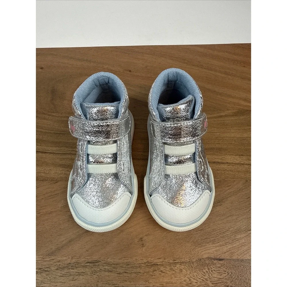 New Little Kids Girls See Kai Run Drew First Walker Silver Sneakers Shoes Size 4
